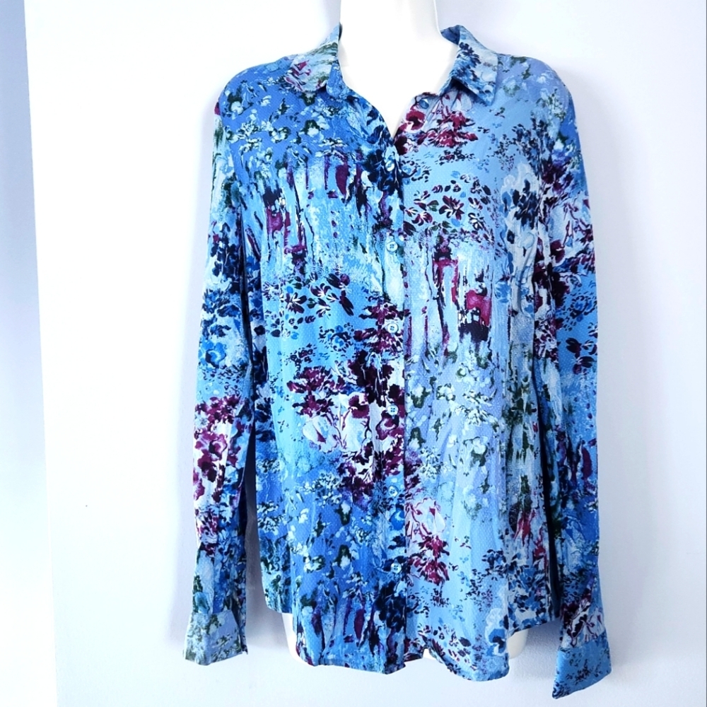 Northern Reflections Button Down Top